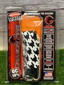 lot 103 image: BRAND NEW DRAGON FIRE PEPPER SPRAY