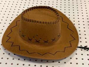 lot 108 image: NEW FAUX SUEDE COWBOY HAT