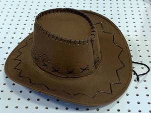 lot 109 image: NEW FAUX SUEDE COWBOY HAT