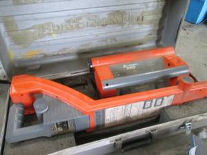 lot 74 image: Metrotech model 990 line tracer...