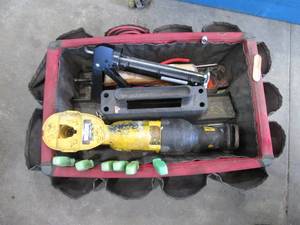 lot 77 image: Tool chest with assorted tools...