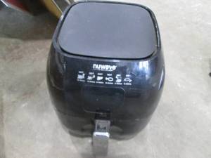 lot 88 image: nuwave air fryer...