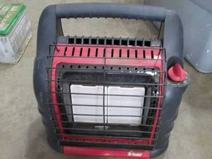 lot 93 image: Mr Heater propane space heater...