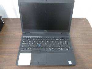 lot 129 image: Dell laptop computer with charger c...