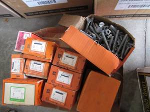 lot 59 image: Large value box of hardware....seve...