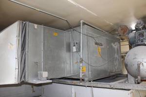 lot 602 image: Titan Air Makeup Unit with Venting