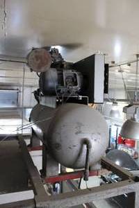 lot 605 image: Ingersoll-Rand T-30 Air Compressor