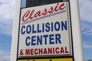 lot 617 image: Classic Collision Center & Mechanical 2-Sided Sign