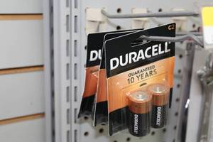 lot 644 image: Lot of (3) Duracell Batteries 2-pack (New )