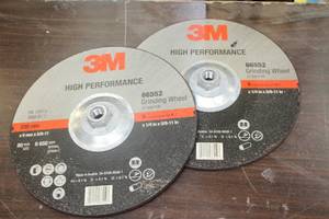 lot 674 image: Lot of (2) 3M Size 230mm Grinding Wheels (in original packaging)