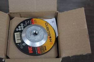 lot 683 image: Lot of (10) 3M Cubitron II T27 4-12 Depressed Center Grinding Wheels