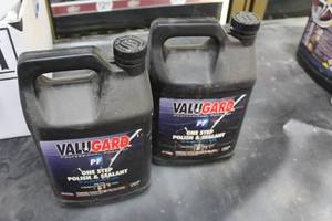 lot 699 image: Lot of (2) Valugard One Step Polish & Sealant 1-Gallon