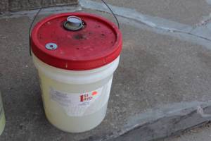 lot 715 image: 1st Ayd #665Tea Fresh N Up Odor Counteractant 5-Gallon
