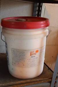 lot 719 image: 1st Ayd #648 Super Shine Tire & Interior Cleaner 5-Gallon