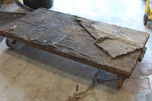 lot 727 image: Parts Cart w Carpet Padding