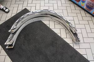 lot 749 image: Lot of (4) Fender Flares FrontRear (Builders Quality)