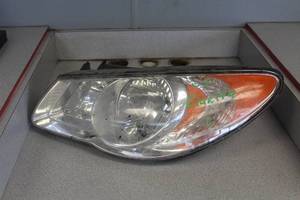 lot 759 image: 2008 Hyundai Elantra Headlight Assembly (Builders Quality)