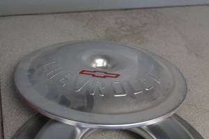 lot 770 image: Chevrolet Super Light Air Cleaner