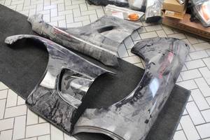 lot 783 image: Lot of (3) 2000 Chevrolet Corvette Quarter Panels (Builders Quality)