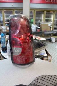 lot 810 image: Dodge Pickup Passenger Taillight Assembly (Builders Quality)