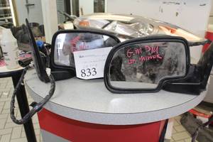 lot 833 image: Lot of (2) GM Pickup Automotive Side Mirrors (Builders Quality) - Passenger and Driver