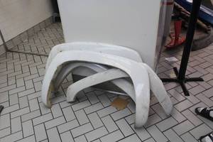 lot 853 image: Lot of (4) Chevrolet Fender Flares (Builders Quality)