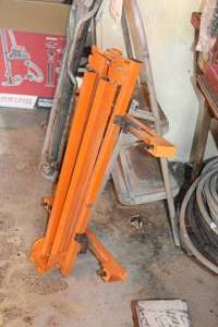 lot 869 image: PortAmate Workstation