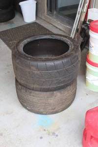 lot 871 image: Lot of (2) Nitto NT55R Slicks 31535R17