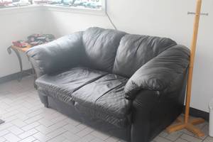 lot 901 image: Black Leather Ottoman and Office Arm Chair