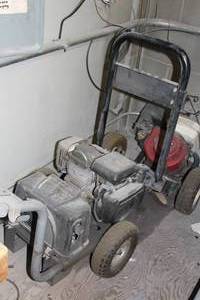 lot 949 image: Honda GC 160 Gas Pressure Washer