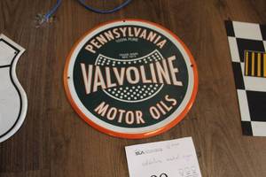lot 899 image: Valvoline Metal Sign