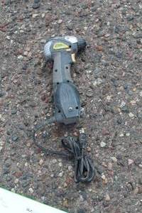lot 1004 image: Chicago 370281150 Keyless Close Quarter 38 Drill