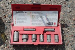 lot 1016 image: Matco Tools Antenna & Mirror Socket Set with Case