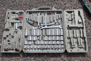 lot 1024 image: Socket & Wrench Set w Case
