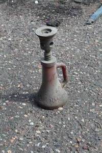 lot 1037 image: Screw Jack