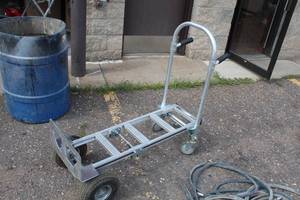 lot 1043 image: Uline Moving Dolly 4-wheel