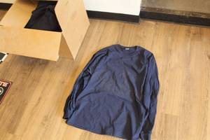 lot 970 image: Lot of (50) Long Sleeve T-Shirts