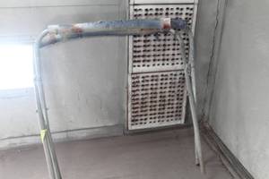 lot 1082 image: Folding Stand