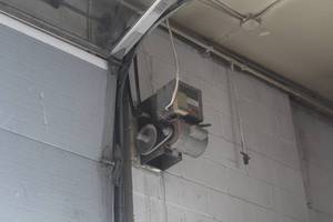lot 1102 image: Garage Door Opener