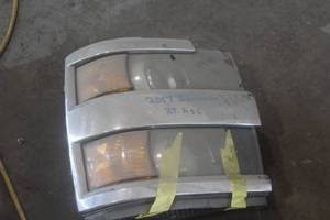 lot 1148 image: 2019 Chevrolet Silverado 2500 Passenger Headlight Assembly (Builders Grade)