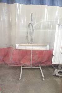 lot 1152 image: Rolling Heat Lamp
