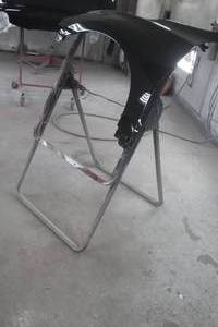 lot 1194 image: Foldable PaintBody Stand