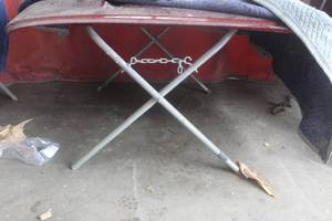lot 1164 image: Foldable Paint Drying Stand