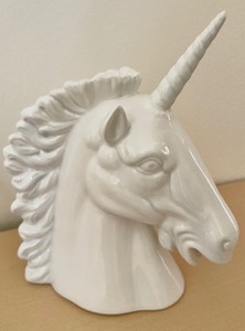 Unicorn Bookends by Quon Quon