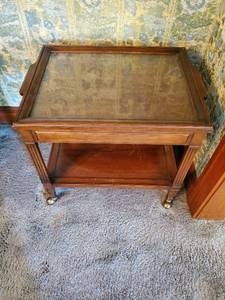 Rolling Tray Table