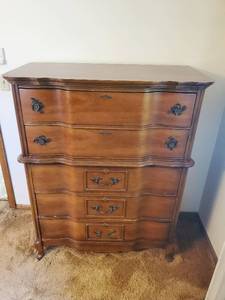 Basset Furniture 5 Drawer Dresser