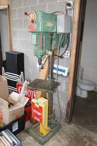 lot 303 image: Powermatic 1150 Drill Press