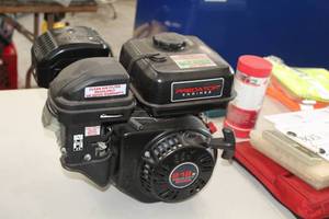 lot 308 image: Predator 212cc Engine