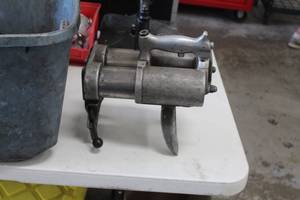 lot 332 image: GP Tool Air Pirate Portable Strut Spring Compressor with Accessories