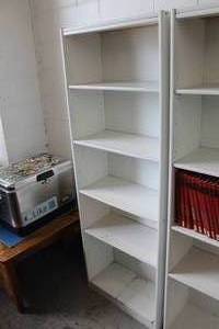 lot 375 image: Wooden Bookcase 5 Adjustable-shelf